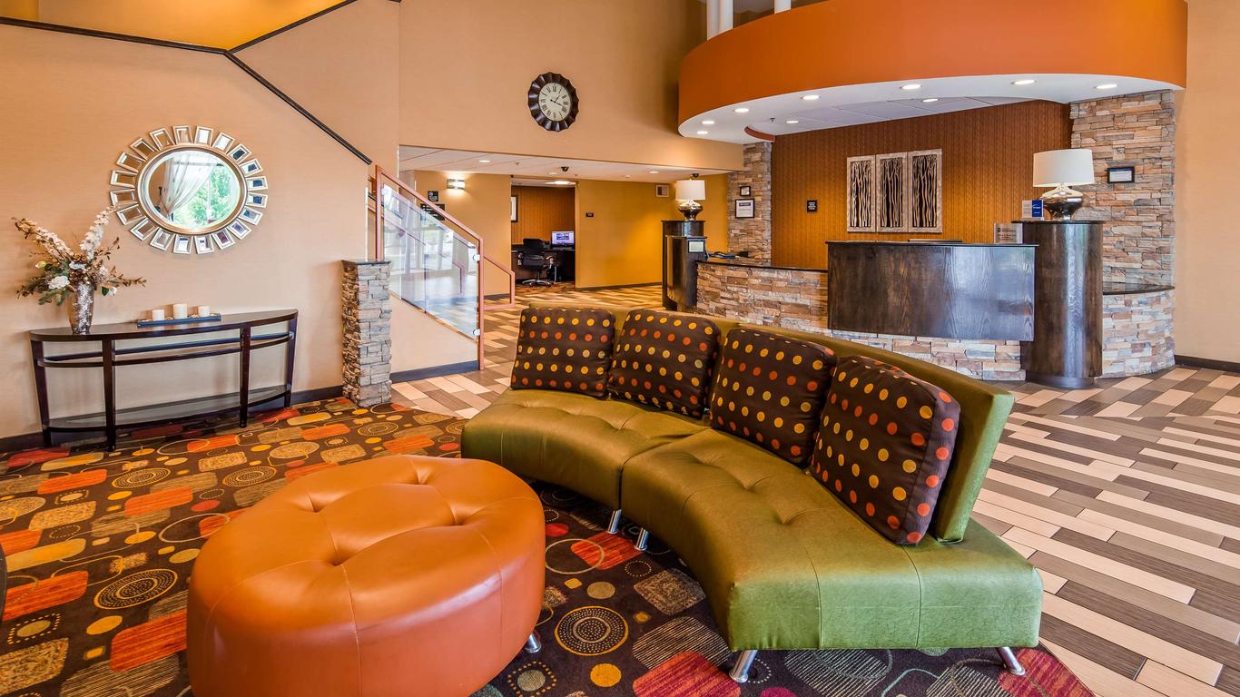 Best Western Luxbury Inn Fort Wayne