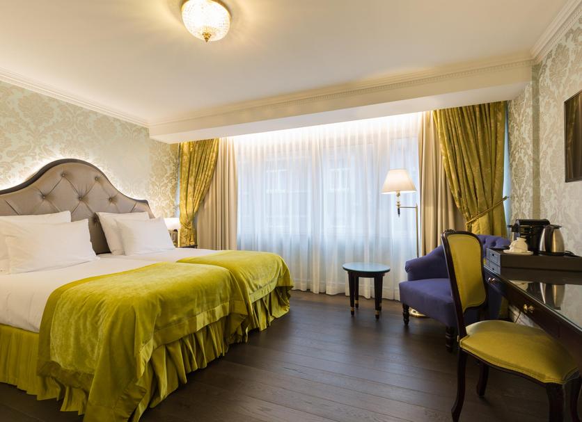 Quarto Foto