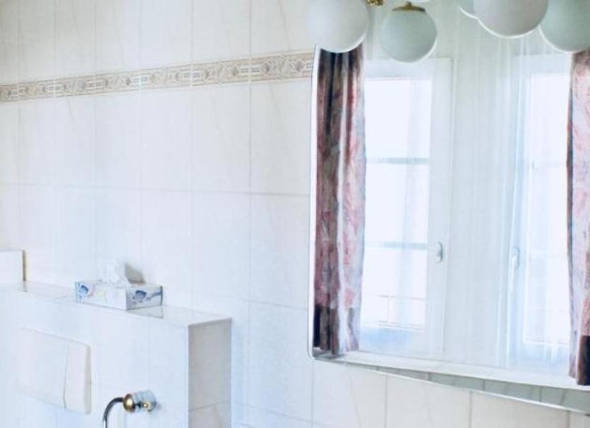 Comodidade do quarto Foto