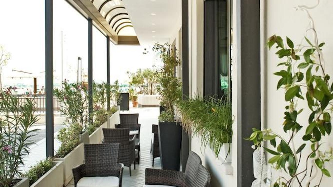 Hotel Aurea