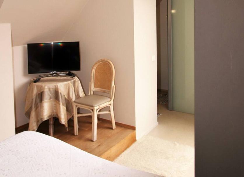 Comodidade do quarto Foto