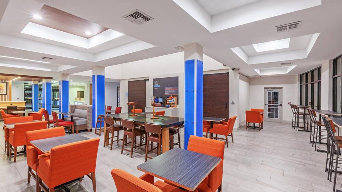 Holiday Inn Express Hotel And Suites Orange