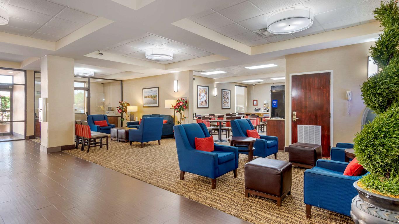 Comfort Inn Columbus Near Fort Moore