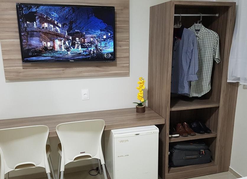 Comodidade do quarto Foto