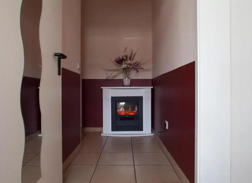 Comodidade do quarto Foto