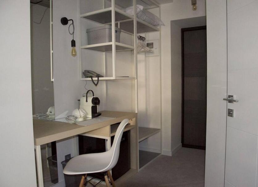 Comodidade do quarto Foto