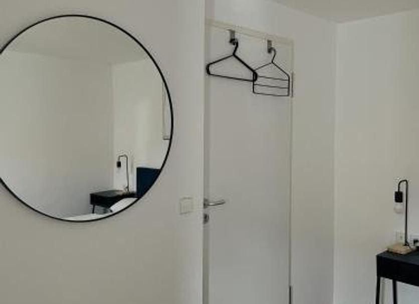 Comodidade do quarto Foto