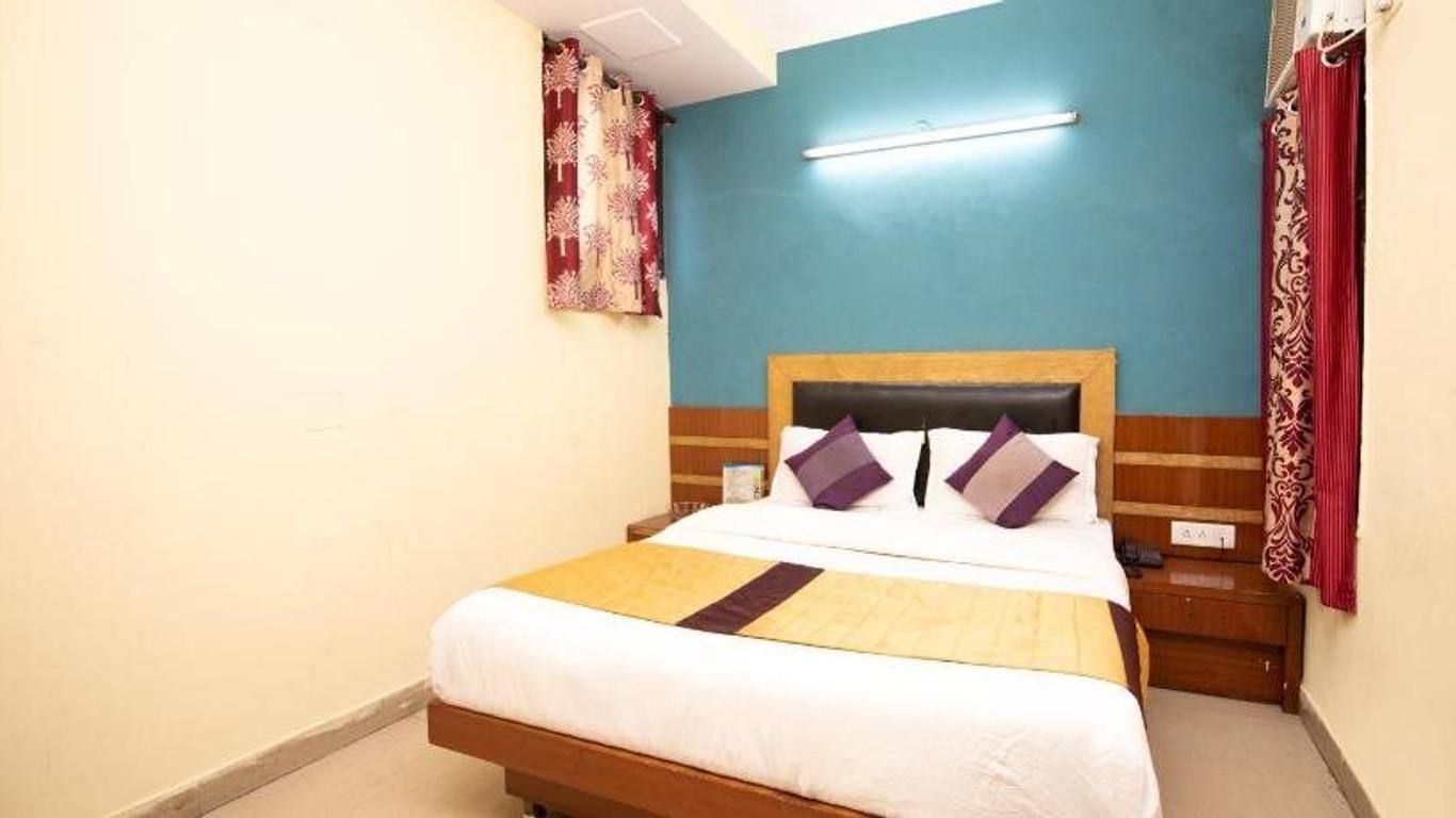 Hotel Darpan Palace -New Delhi Railway Station