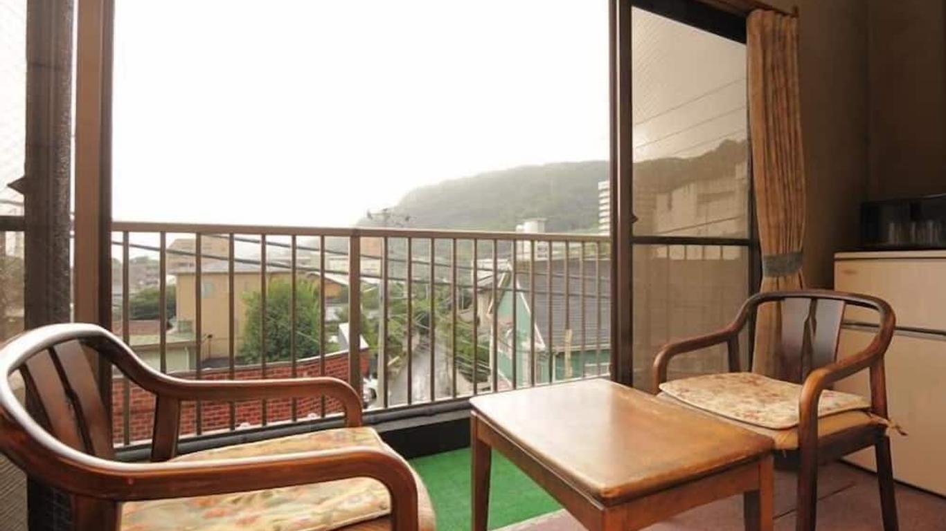 Yugawara Onsen Ryokan Greenso