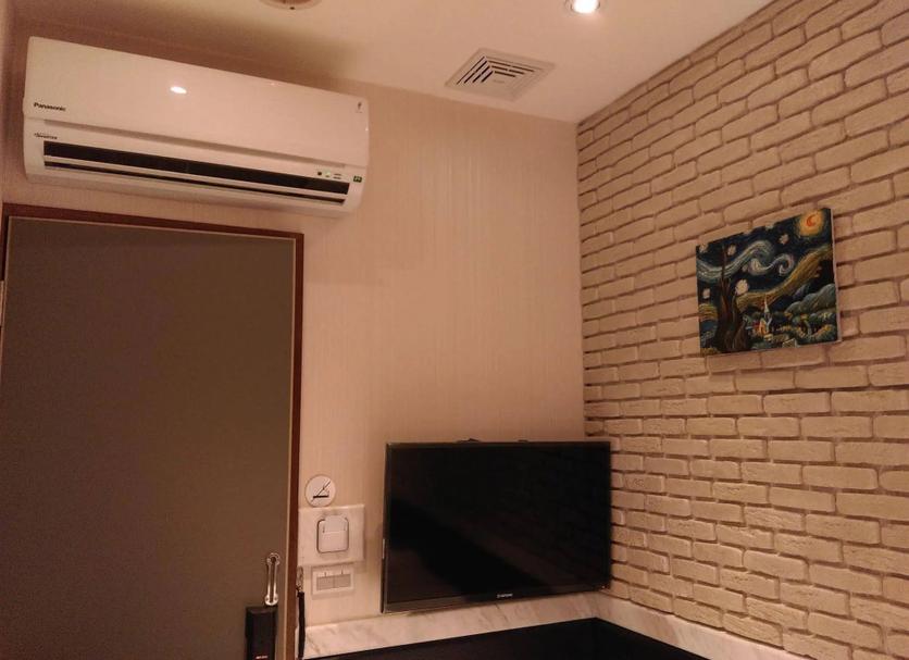 Comodidade do quarto Foto