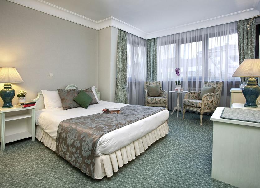 Quarto Foto