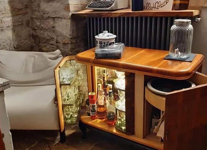 Comodidade do quarto Foto