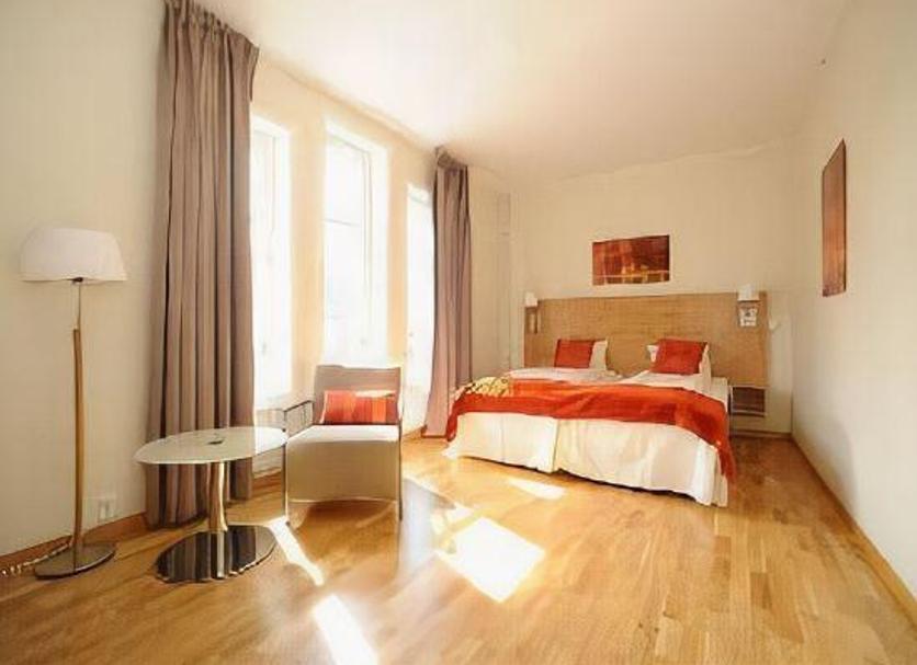 Quarto Foto