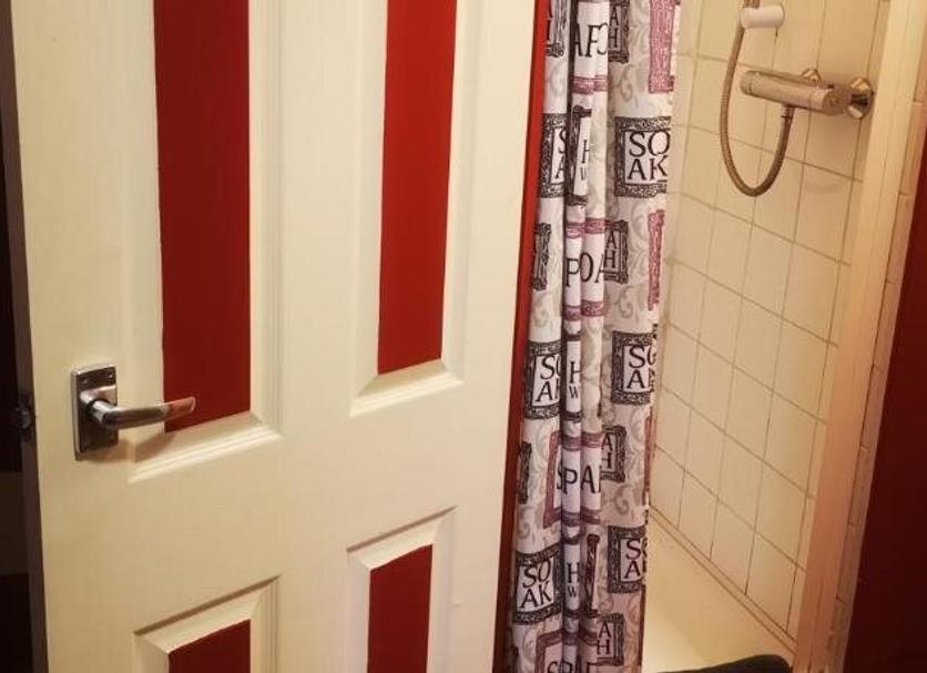 Comodidade do quarto Foto