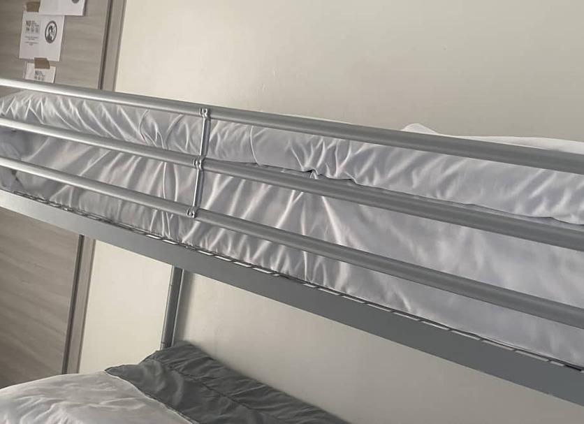 Comodidade do quarto Foto