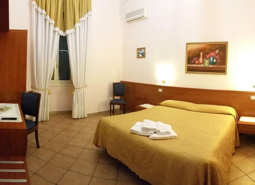 Quarto Foto