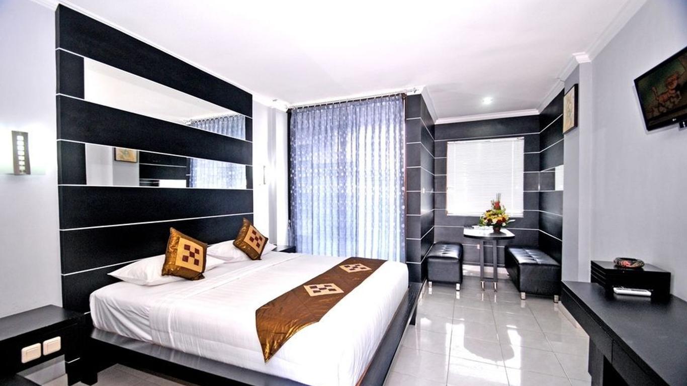 Arya Hotel and Spa