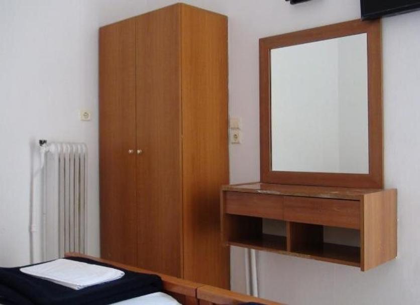 Comodidade do quarto Foto