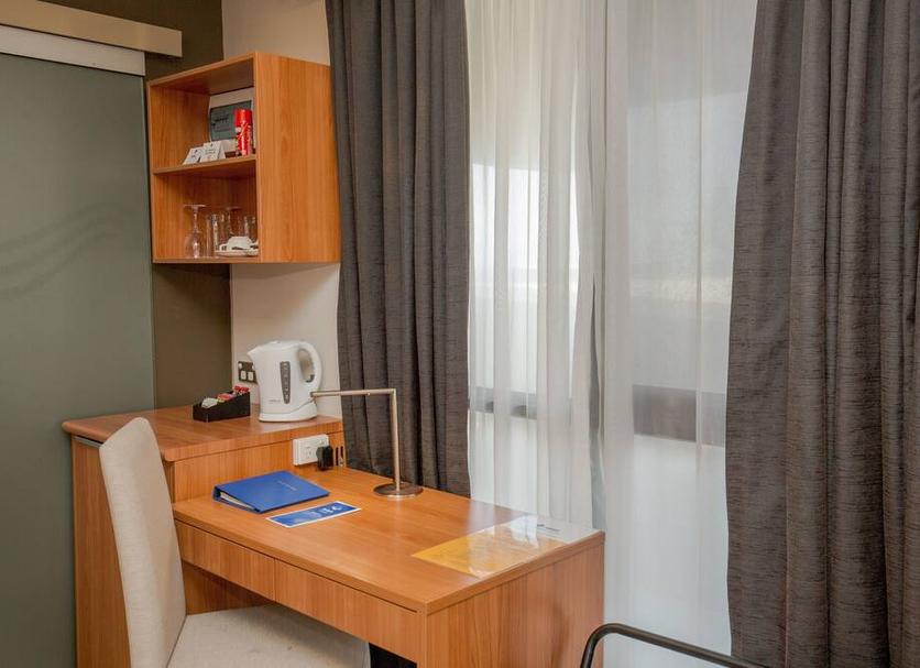 Comodidade do quarto Foto