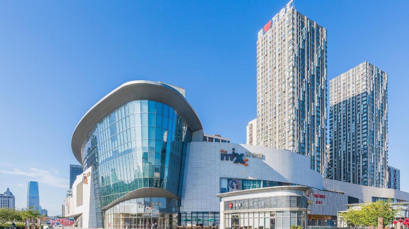 Linghai Hotel