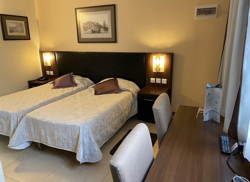 Quarto Foto