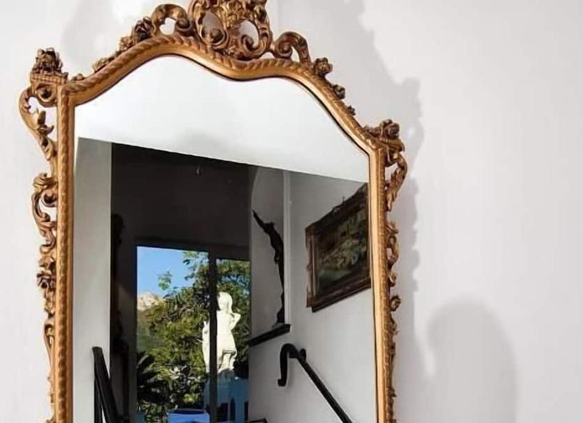 Comodidade do quarto Foto