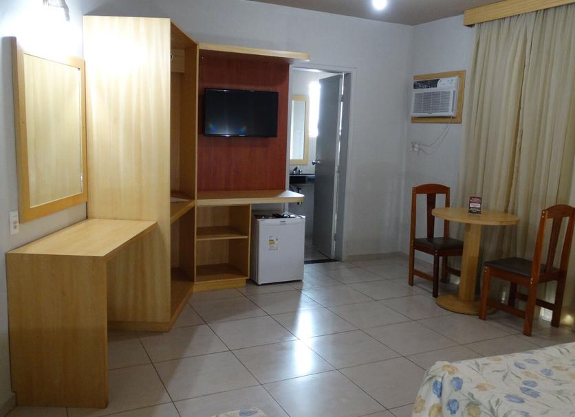 Comodidade do quarto Foto