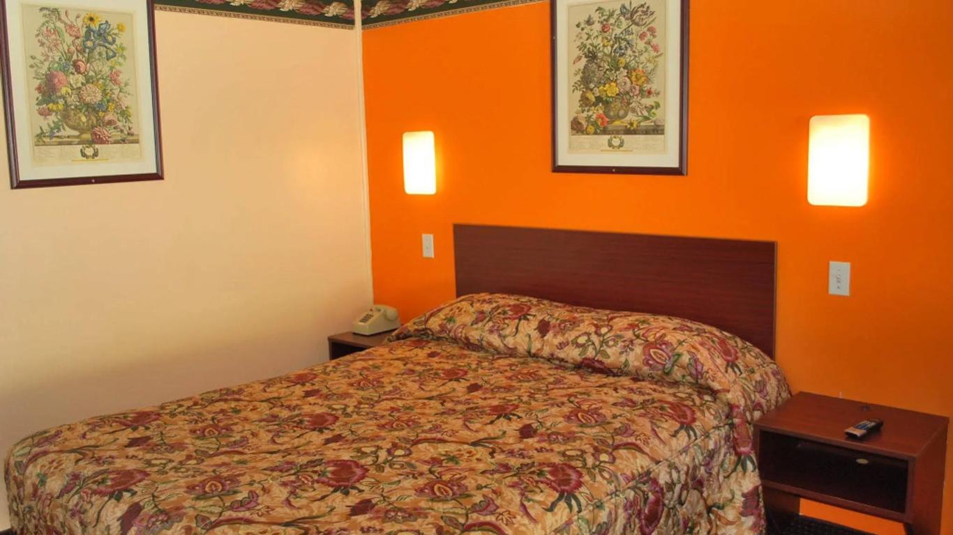 The Route 62 Motel