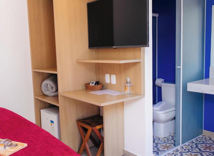 Comodidade do quarto Foto