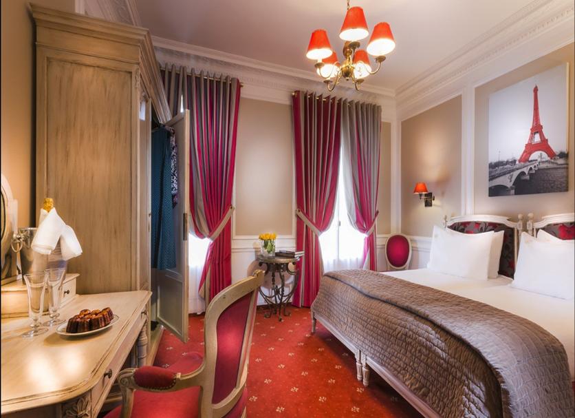 Quarto Foto