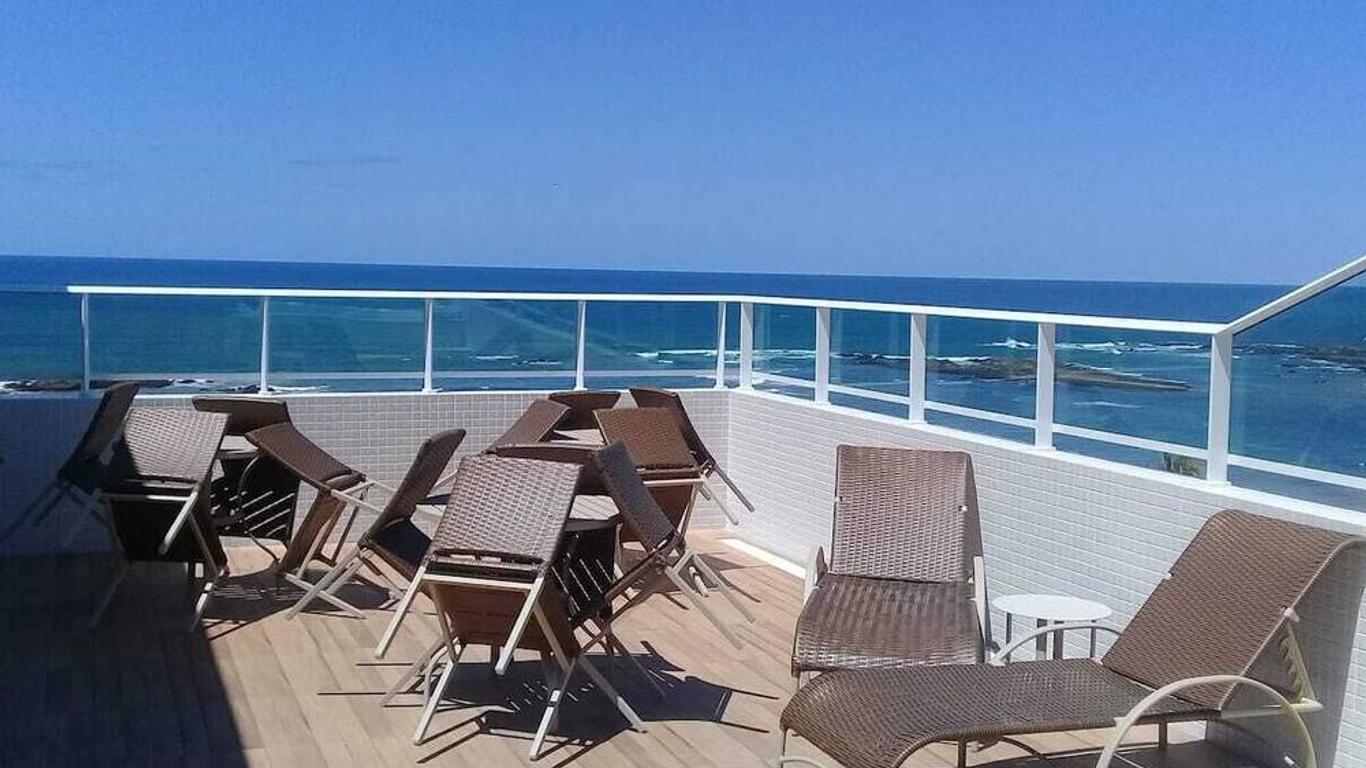 Flat Smart Itapoã- Em Frente a Praia. Self-check-in