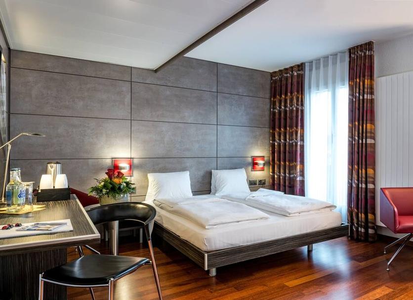 Quarto Foto