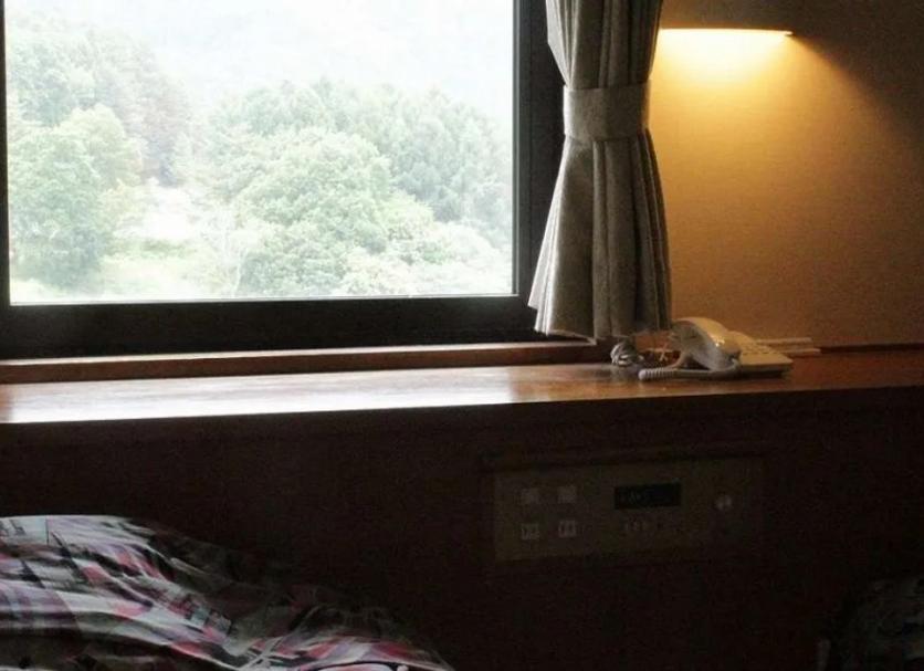 Comodidade do quarto Foto