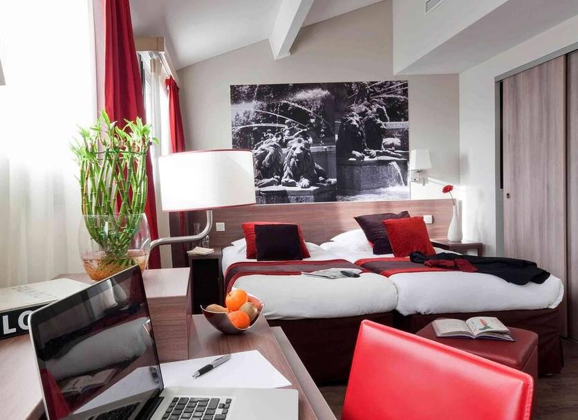 Quarto Foto