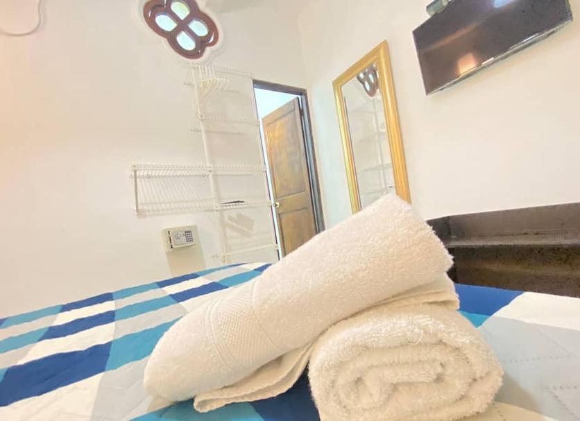 Comodidade do quarto Foto
