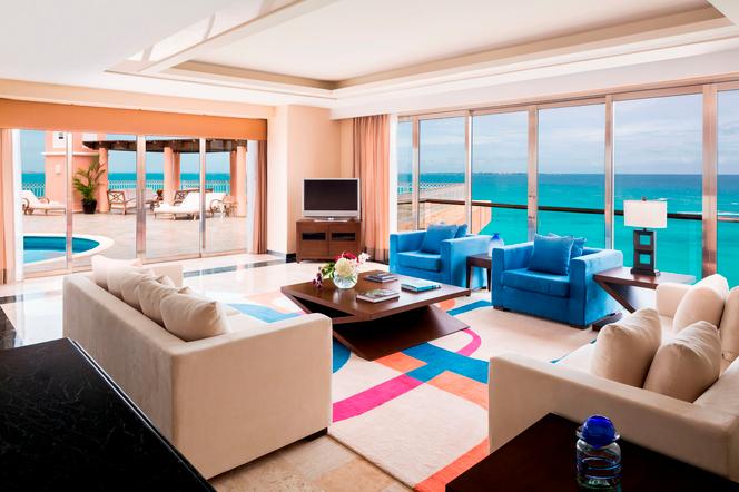Grand Fiesta Americana Coral Beach Cancu