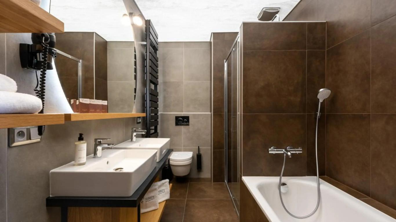 Atrium Hotel - Family friendly
