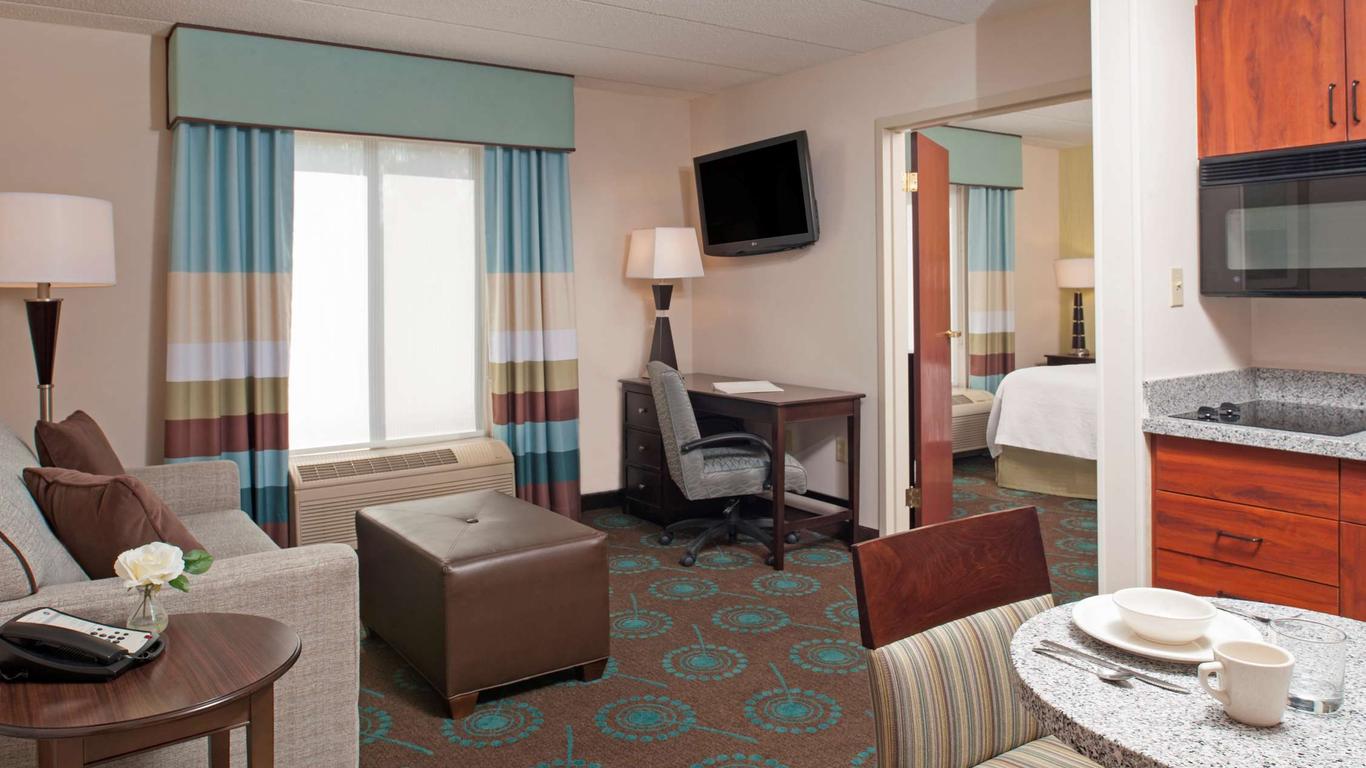 Hampton Inn & Suites Kokomo