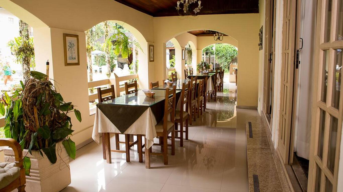 Hotel Rio Penedo