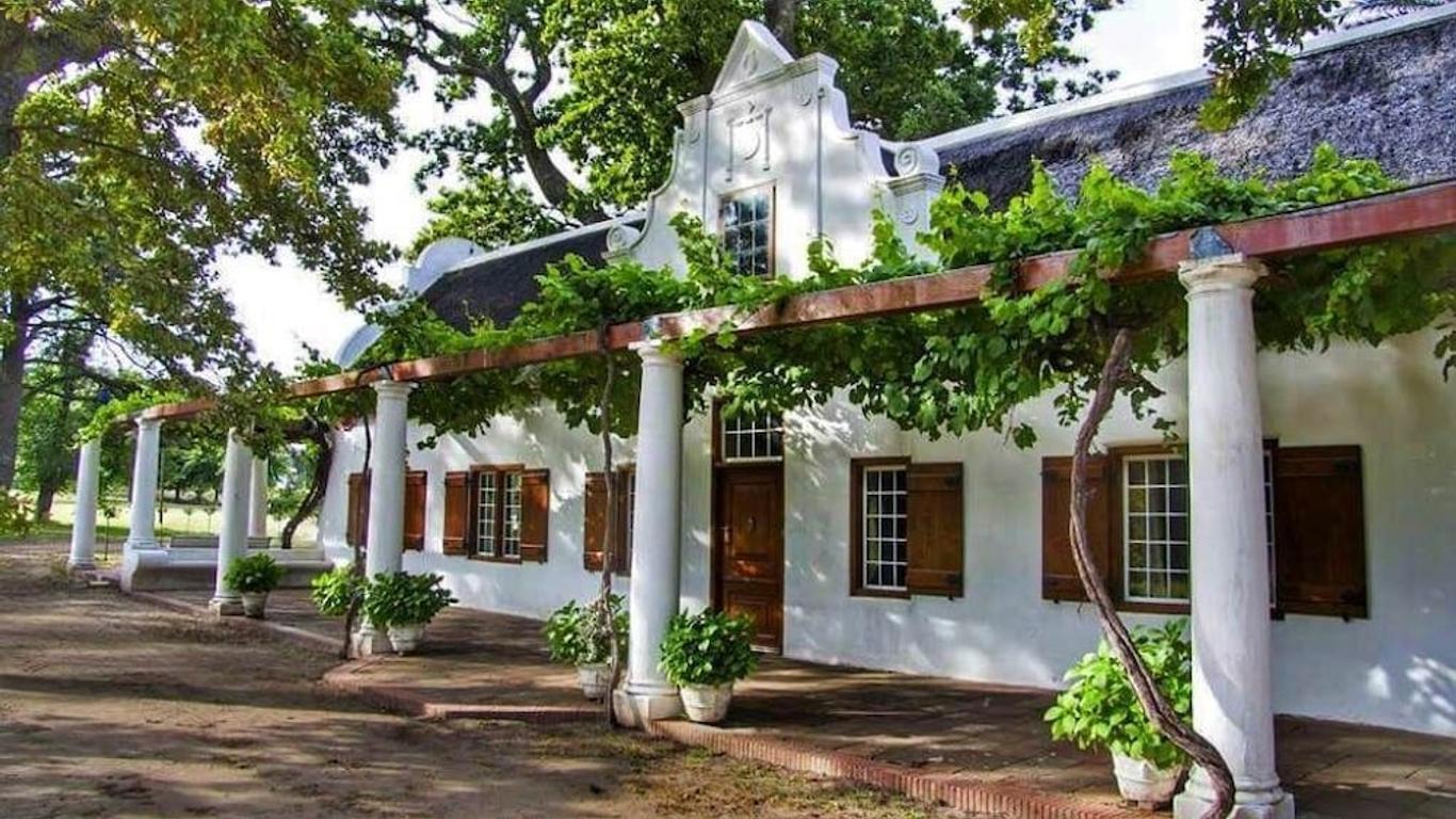 Lekkerwijn Historic Country Guest House
