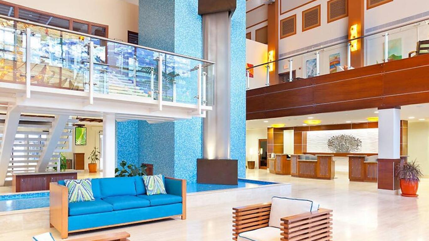 Bluegreen at La Cabana Beach Resort & Casino