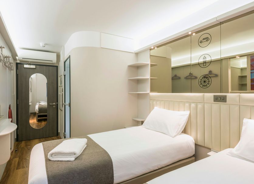 Quarto Foto