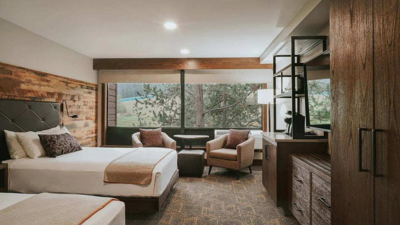 Huntley Lodge at Big Sky Resort