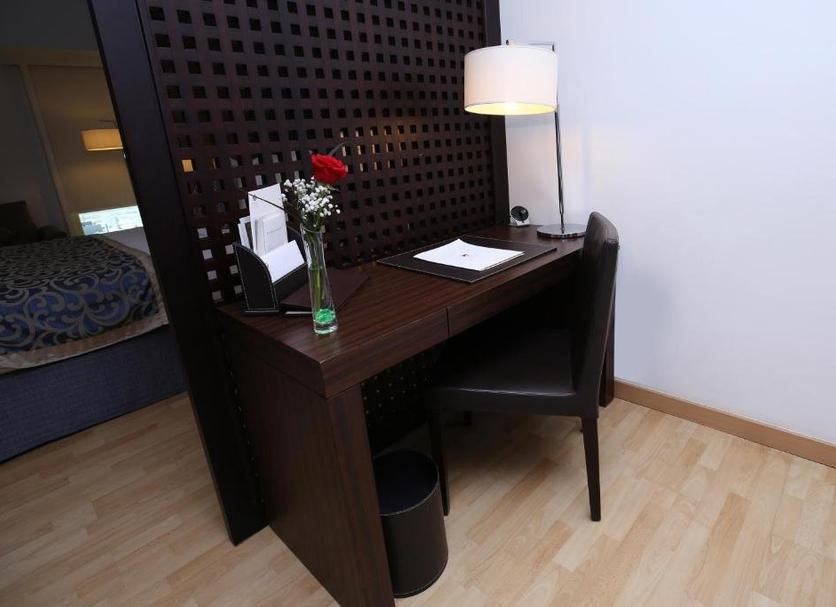 Comodidade do quarto Foto