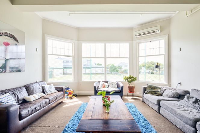 The Dwellington Hostel