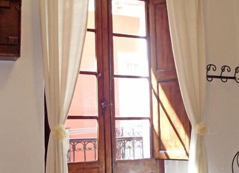 Comodidade do quarto Foto