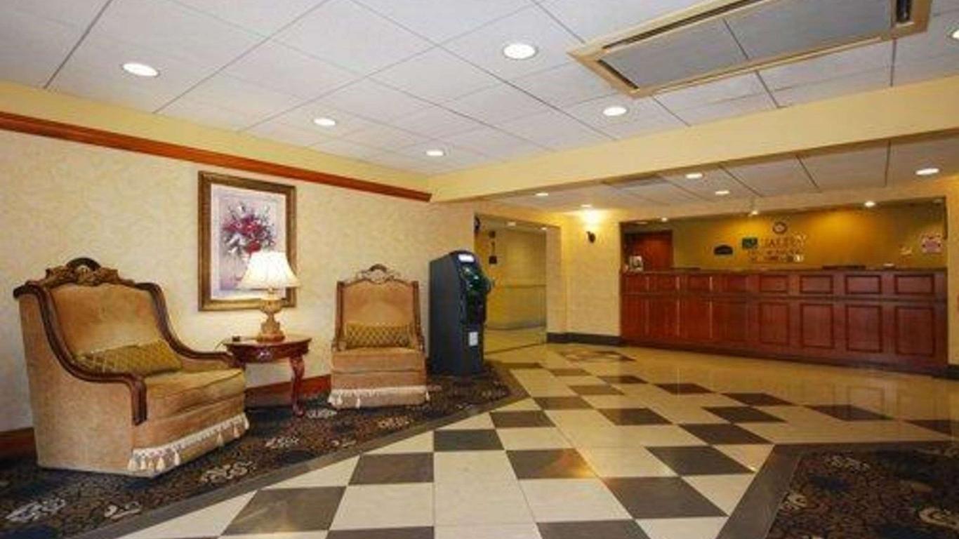 Quality Inn & Suites Bensalem