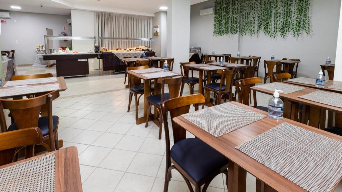 Hotel Pitol