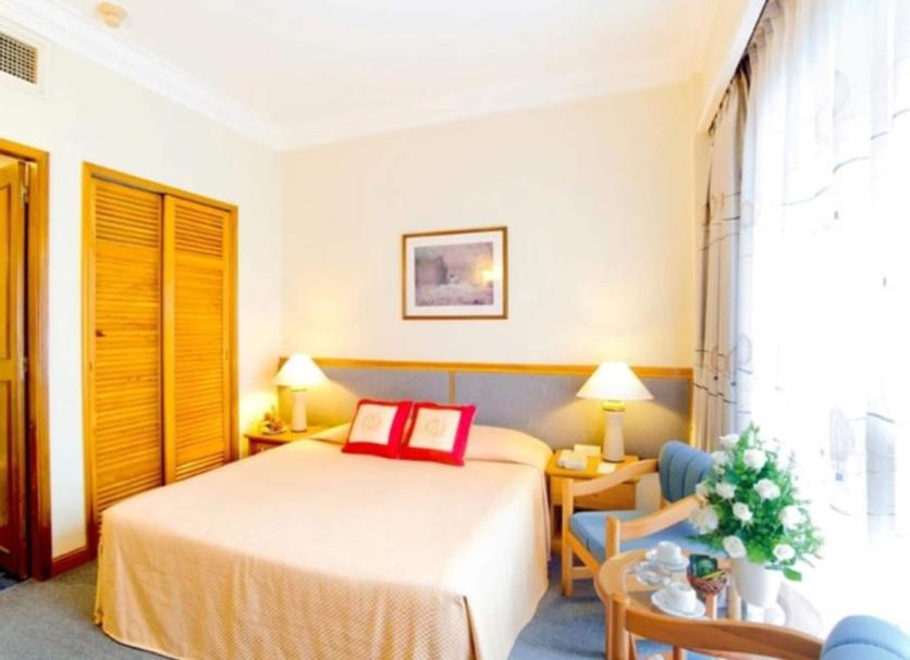 Quarto Foto