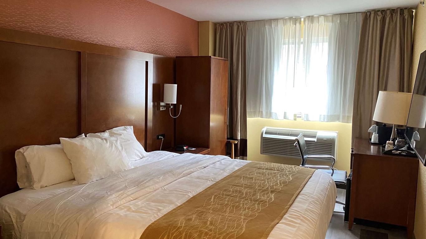 Ramada by Wyndham New York Times Square West